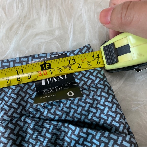 NWT New York & Company Sateen Slim Ankle Pants Size 0 - Picture 9 of 11